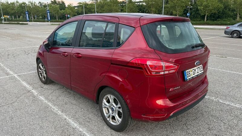 Gebraucht Ford B-MAX SYNC Edition 105 PS (77 kW) 2017 Rubyrot (metallic) Van / Kleinbus