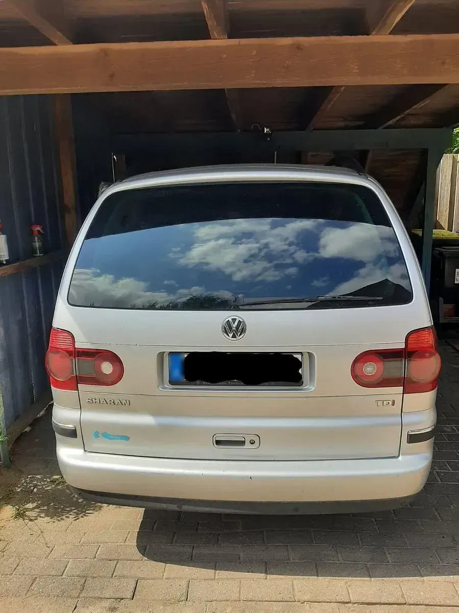 Gebraucht VW Sharan Comfortline 116 PS (85 kW) 2008 Grau Van / Kleinbus