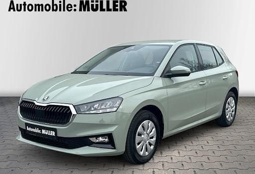 Neu Skoda Fabia Essence 95 PS (69 kW) 2026 Grün Kleinwagen