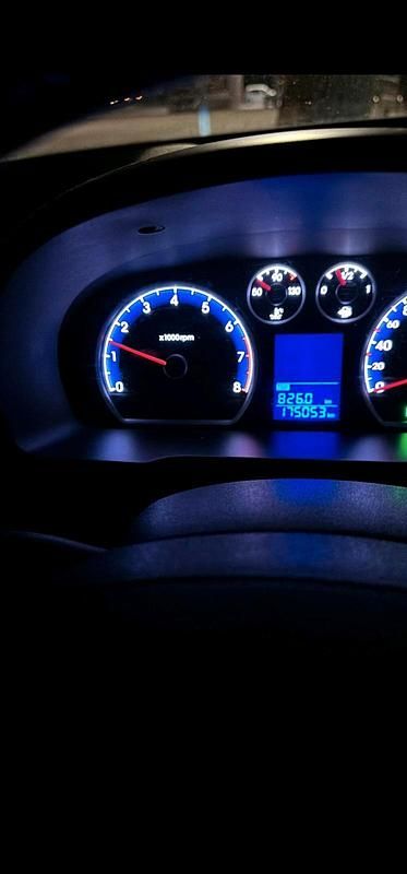 Gebraucht Hyundai i30 105 PS (77 kW) 2011 Grau Kleinwagen