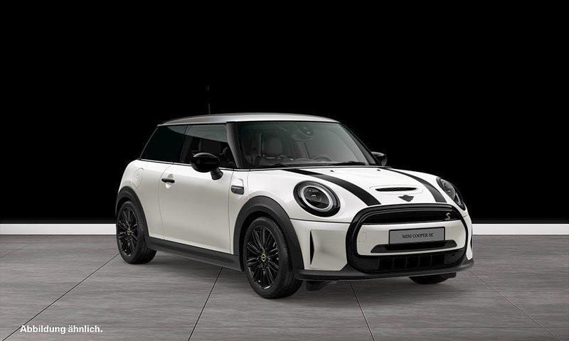 Weiß Gebraucht 2023 Mini Cooper SE Kleinwagen | 19.890 € (Fairer Preis) - Bild 1/3