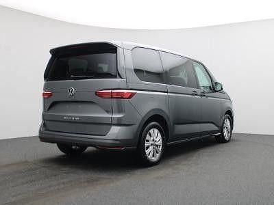 Gebraucht VW Multivan Life 150 PS (110 kW) 2025 Indiumgrau Van