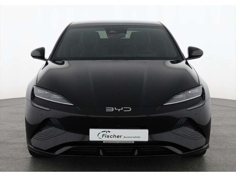 Neu BYD Seal Design 230 kW (313 PS) 2026 Obsidian black Limousine