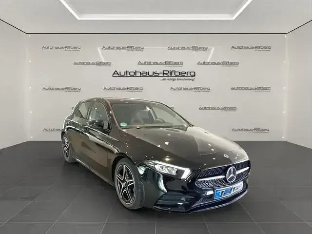 Gebraucht Mercedes A180 AMG 136 PS (100 kW) 2021 Schwarz Limousine