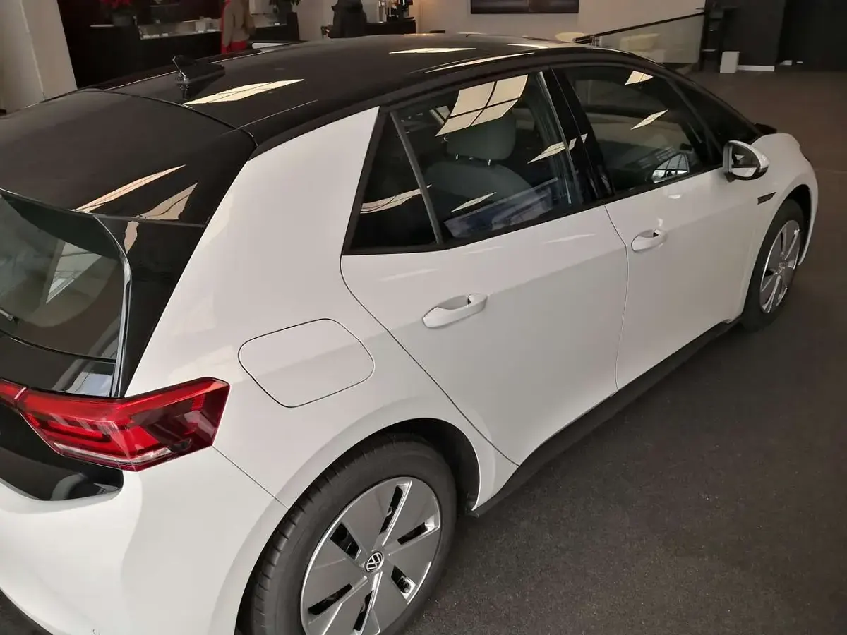 Gebraucht VW ID.3 Pro 150 kW (204 PS) 2022 Weiß Kleinwagen