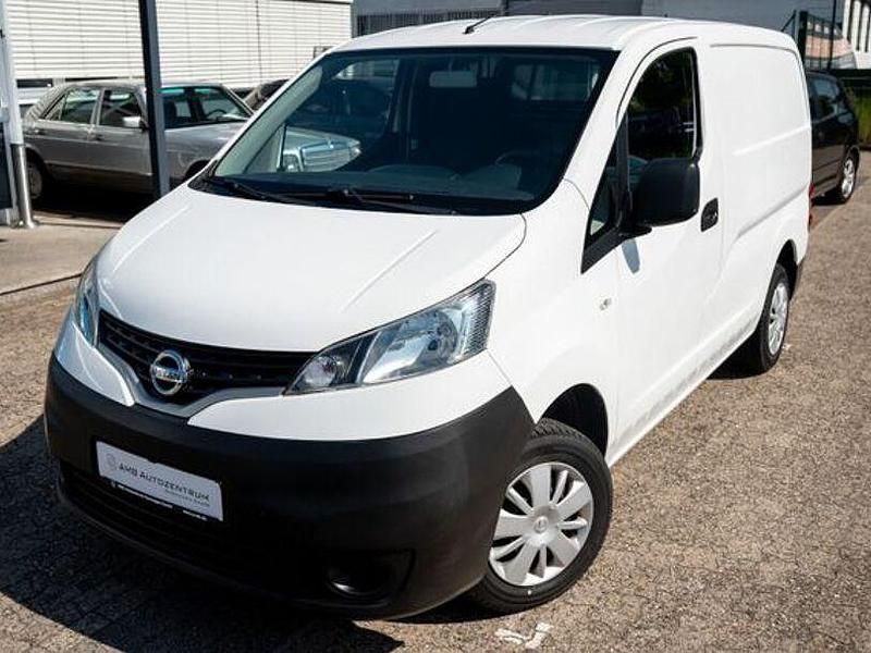 Weiß Gebraucht 2014 Nissan NV200 Comfort Van | 7.999 € (Guter Preis) - Bild 1/4