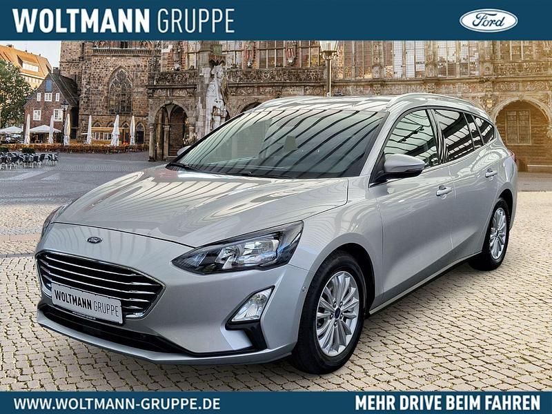 Silber Gebraucht 2021 Ford Focus Titanium Kombi | 18.790 € (Etwas zu teuer) - Bild 1/4