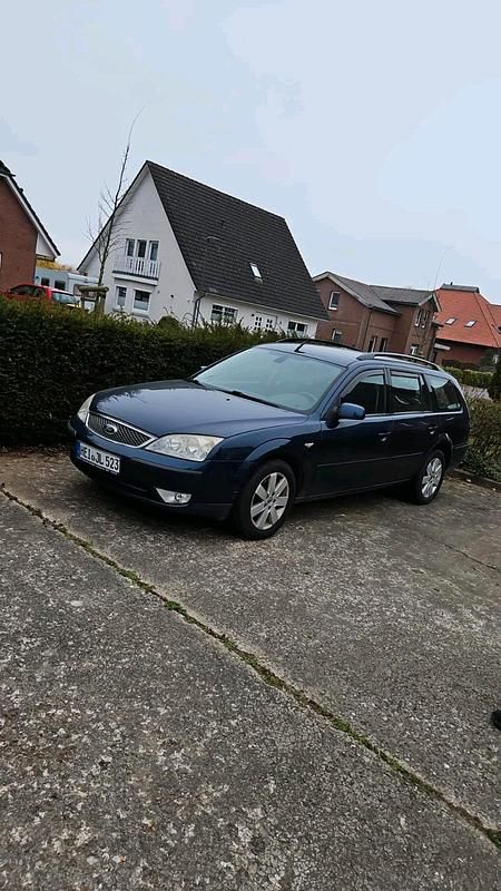 Blau Gebraucht 2005 Ford Mondeo Kombi | 850 € (Guter Preis) - Bild 1/4