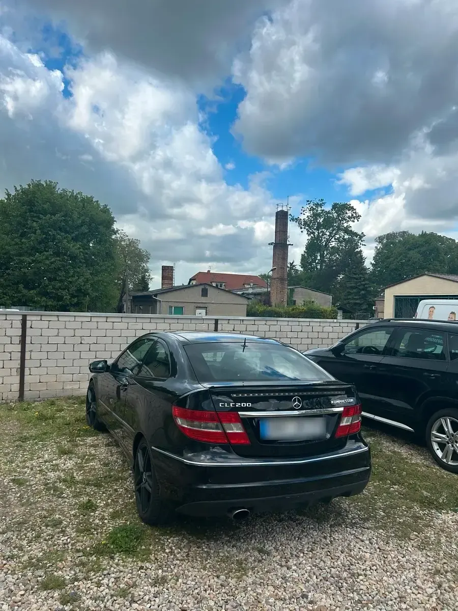 Gebraucht Mercedes C200 184 PS (135 kW) 2009 Schwarz Coupé