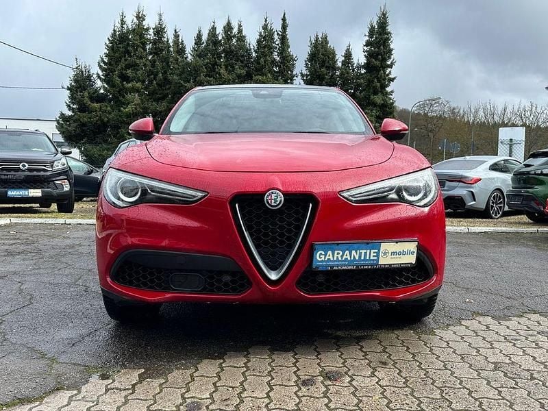 Gebraucht Alfa Romeo Stelvio 280 PS (205 kW) 2017 Rot SUV