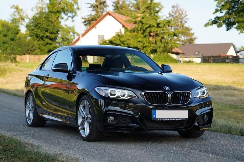 Schwarz Gebraucht 2015 BMW 220 M Sport Coupé | 18.800 € (Fairer Preis) - Bild 1/4