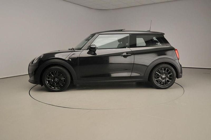 Gebraucht Mini ONE 102 PS (75 kW) 2022 Schwarz Kleinwagen