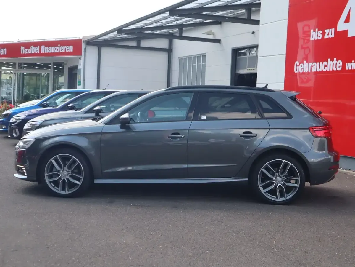 Gebraucht Audi A3 Sportback e-tron S-Line 204 PS (150 kW) 2020 Grau Kleinwagen