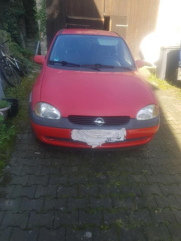 Rot Gebraucht 1998 Opel Corsa Kleinwagen | 600 € (Guter Preis) - Bild 1/4