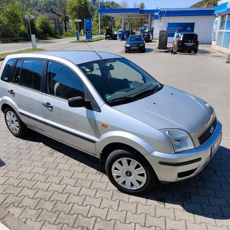 Gebraucht Ford Fusion 86 PS (63 kW) 2005 Grau Kleinwagen