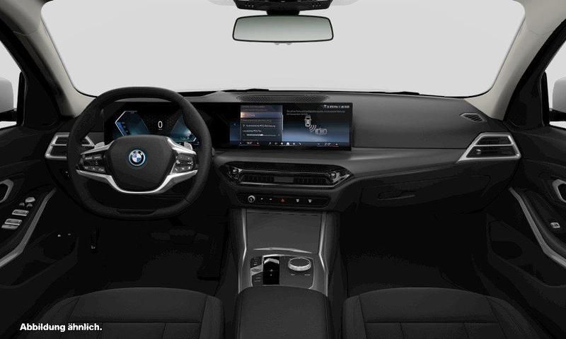 Neu BMW 330e 184 PS (135 kW) 2026 Weiß Kombi