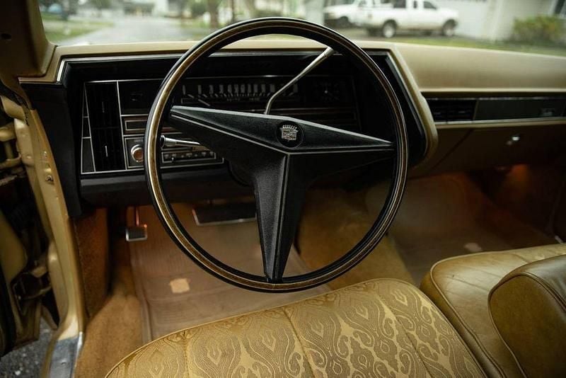 Gebraucht Cadillac Deville 375 PS (275 kW) 1969 Gold Limousine