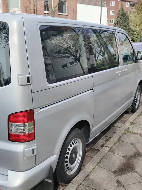 Gebraucht VW Caravelle 116 PS (85 kW) 2013 Silber Van