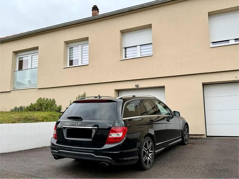 Gebraucht Mercedes C350 Avantgarde 265 PS (194 kW) 2013 Schwarz Kombi