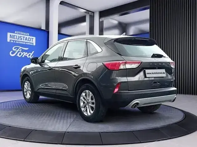 Gebraucht Ford Kuga Titanium 190 PS (139 kW) 2022 Magnetic grey metallic SUV