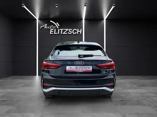 Gebraucht Audi Q3 Sportback S-Line 150 PS (110 kW) 2022 Schwarz SUV