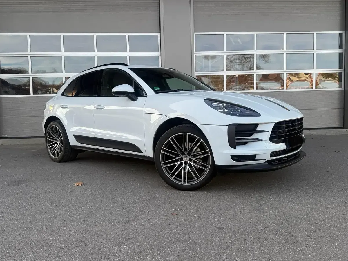 Begagnad Porsche Macan 245 HK (180 kW) 2019 Vit SUV