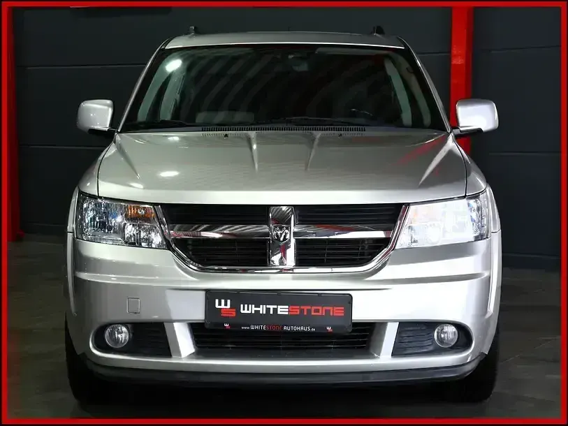 Second-hand Dodge Journey 186 CP (136 kW) 2010 Argintiu SUV