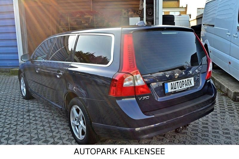 Gebraucht Volvo V70 203 PS (149 kW) 2011 Blau Kombi
