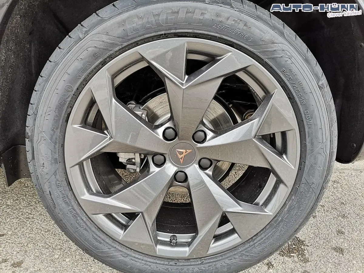 Neu Cupra Formentor 150 PS (110 kW) 2026 Nevadaweiß metallic SUV
