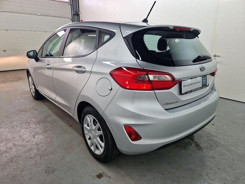 Gebraucht Ford Fiesta Trend 86 PS (63 kW) 2018 Silber Kleinwagen