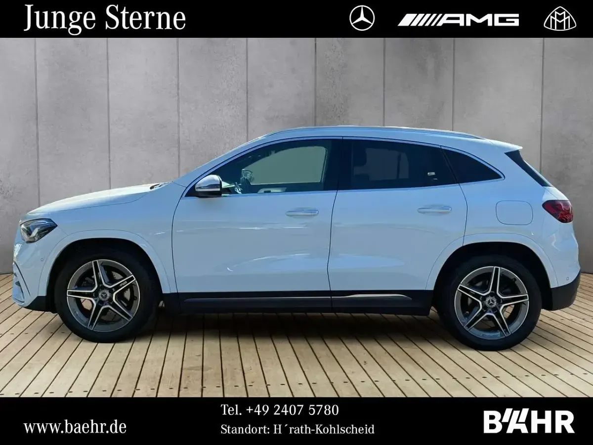 Gebraucht Mercedes GLA200 AMG 150 PS (110 kW) 2024 Unilack polarweiß SUV