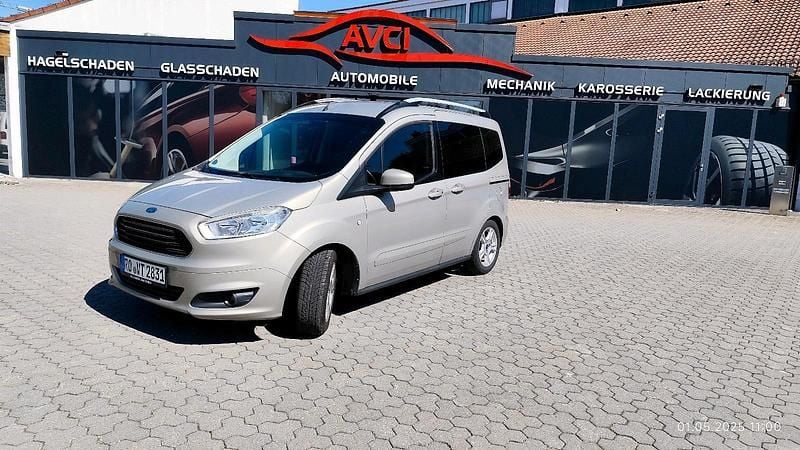 Gebraucht Ford Tourneo Courier 101 PS (74 kW) 2014 Grau Van / Kleinbus