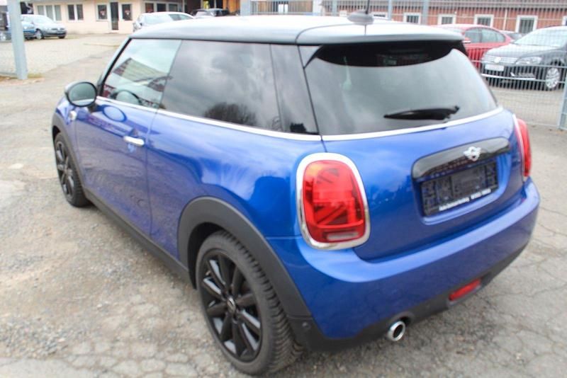 Używany Mini Cooper 136 KM (100 kW) 2020 Niebieski Hatchback