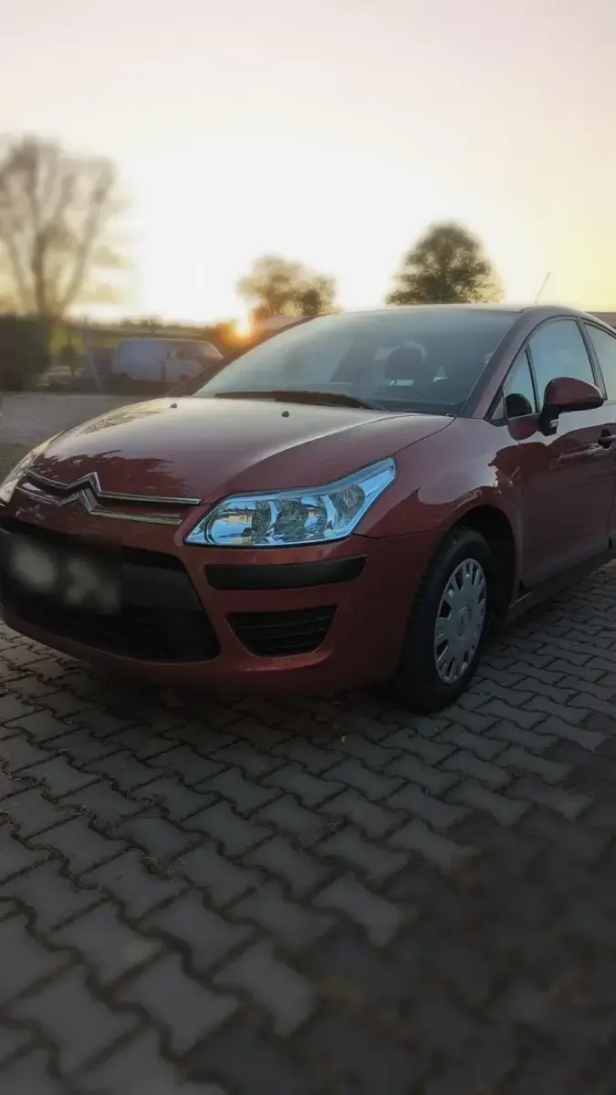 Gebraucht Citroën C4 88 PS (64 kW) 2009 Rot Kleinwagen