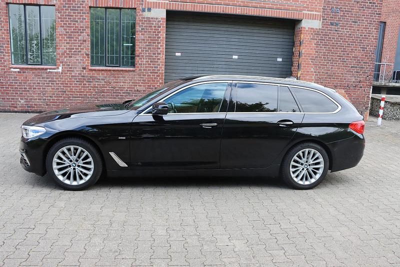 Gebraucht BMW 520 190 PS (139 kW) 2018 Schwarz Kombi