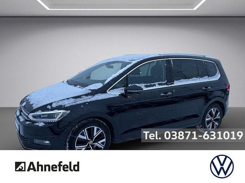Deep black Gebraucht 2020 VW Touran Highline Van / Kleinbus | 27.950 € (Etwas zu teuer) - Bild 1/4