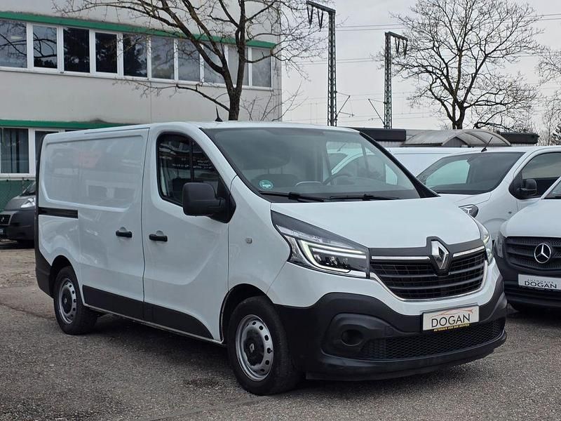 Gebraucht Renault Trafic Komfort 120 PS (88 kW) 2020 Weiß Van / Kleinbus