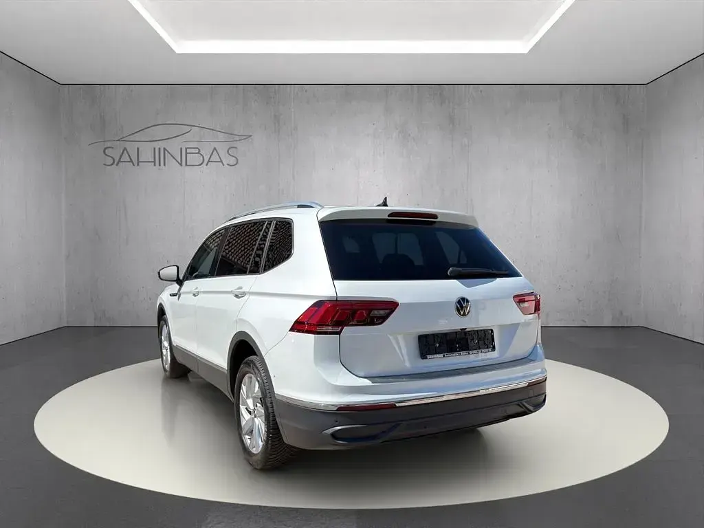 Gebraucht VW Tiguan Life 150 PS (110 kW) 2022 Weiß SUV