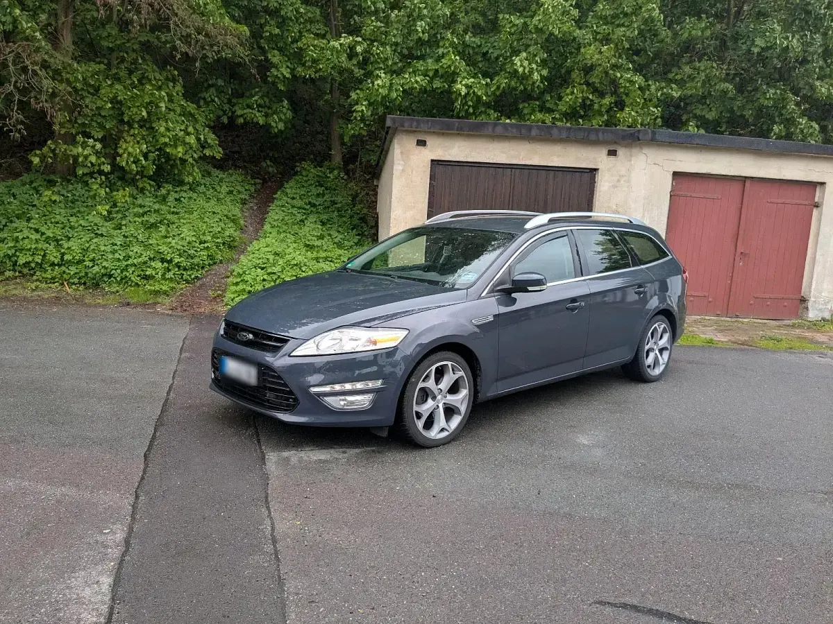 Gebraucht Ford Mondeo 200 PS (147 kW) 2011 Andere farben Kombi