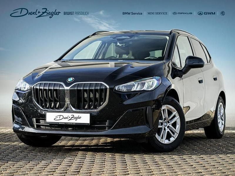 Gebraucht BMW 218 Active Tourer Performance 150 PS (110 kW) 2025 Saphirschwarzmetallic Van / Kleinbus