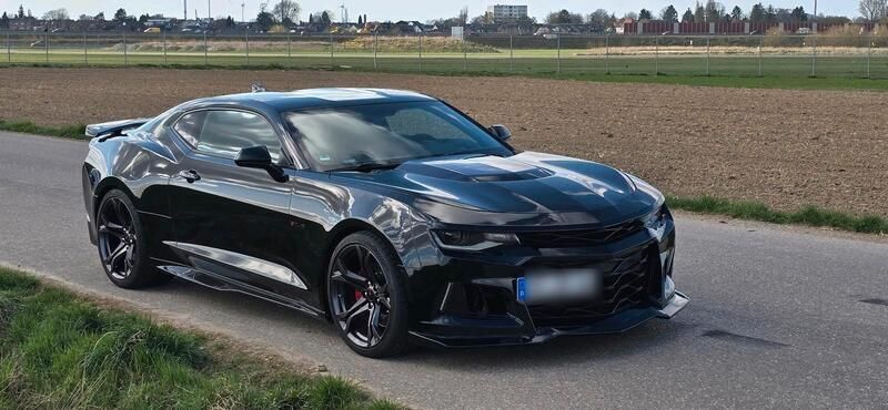 Schwarz Gebraucht 2018 Chevrolet Camaro ZL1 Coupé | 40.800 € - Bild 1/4
