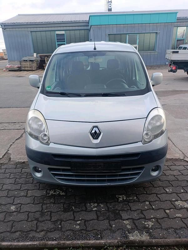 Second-hand Renault Kangoo 90 CP (66 kW) 2011 Monovolum