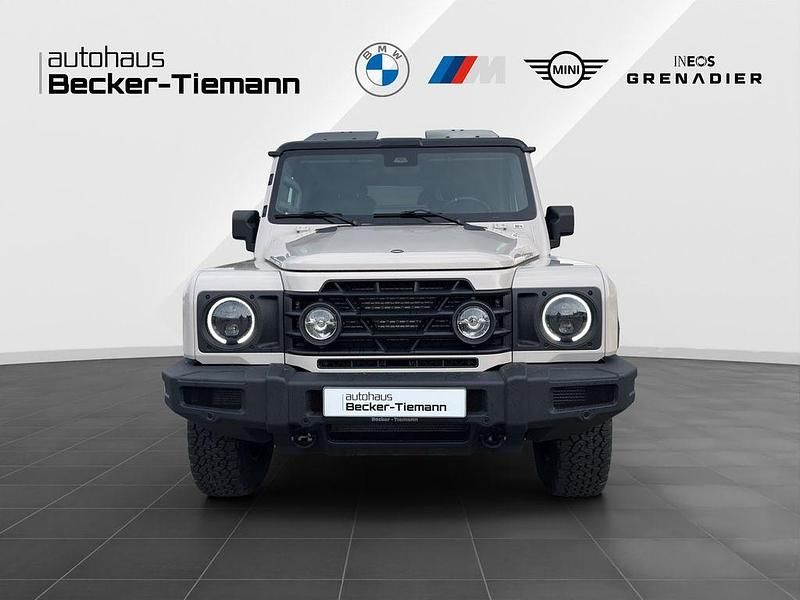 Neu Ineos Grenadier 249 PS (183 kW) 2026 Beige Kombi