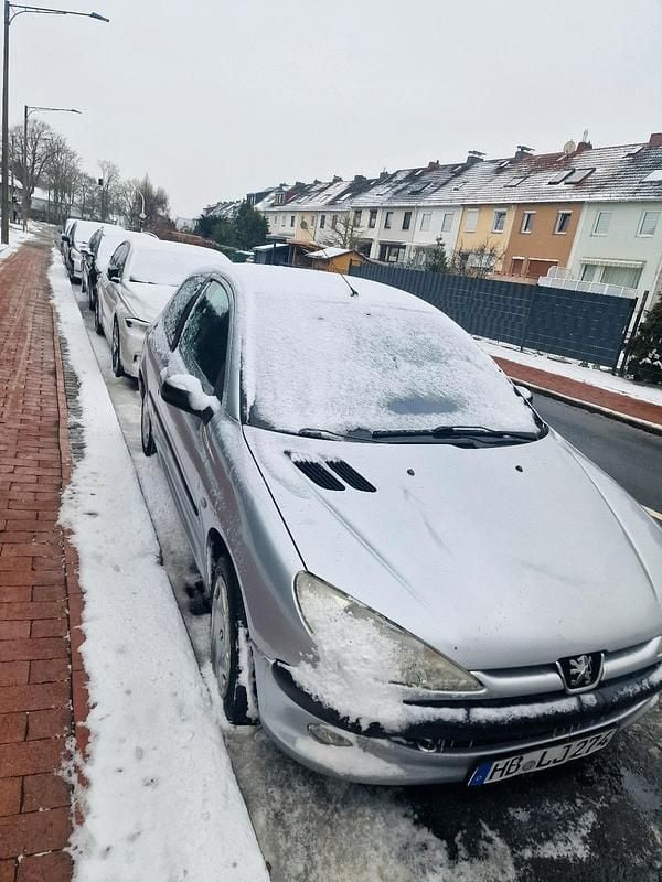 Silber Gebraucht 2002 Peugeot 206 Coupé | 399 € (Superpreis) - Bild 1/4