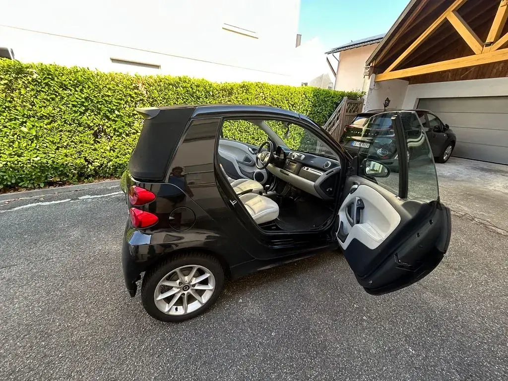 Gebraucht Smart ForTwo Cabrio 61 PS (44 kW) 2014 Schwarz Cabrio