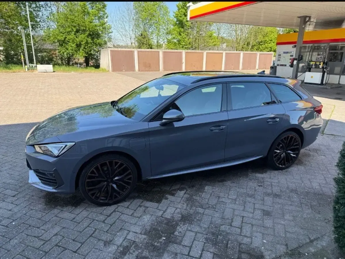 Gebraucht Cupra Leon 245 PS (180 kW) 2020 Grau Kombi