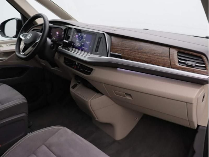 Second-hand VW Multivan Style 150 CP (110 kW) 2025 Monovolum