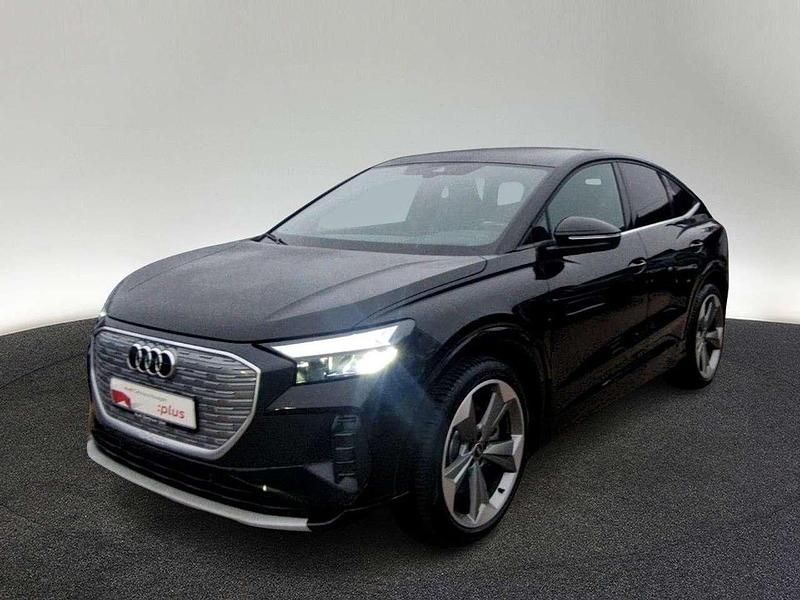 Gebraucht Audi Q4 e-tron S-Line 219 kW (299 PS) 2022 Mythosschwarz metallic SUV