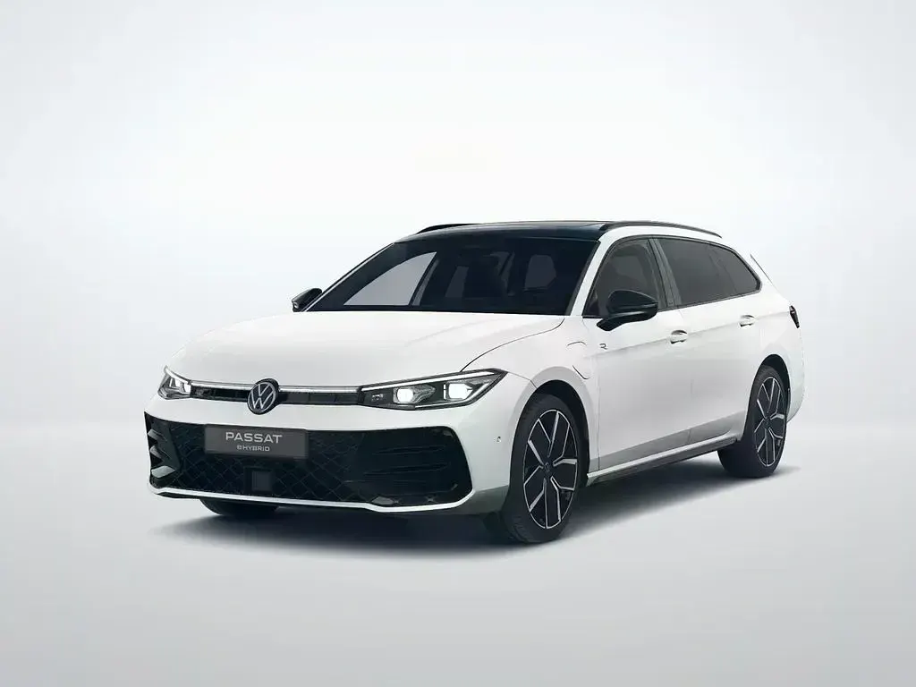 Gebraucht VW Passat R-line 272 PS (200 kW) 2025 Weiß (pure white) Kombi