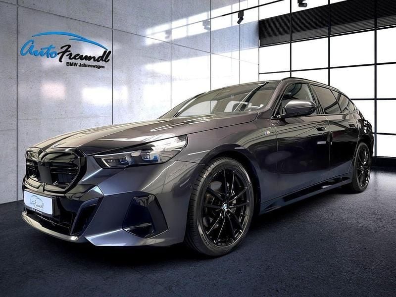 Schwarz Gebraucht 2024 BMW 540 M Sport Limousine | 68.900 € - Bild 1/4
